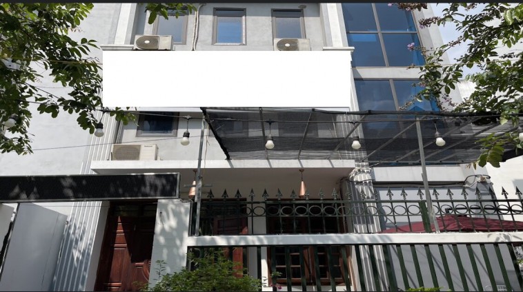 CHO THUÊ MBKD NHÀ HÀNG ĂN UỐNG, SPA...PHỐ NGUYỄN XIỂN 172M2, 4 TẦNG, MT 12M, 45 TRIỆU